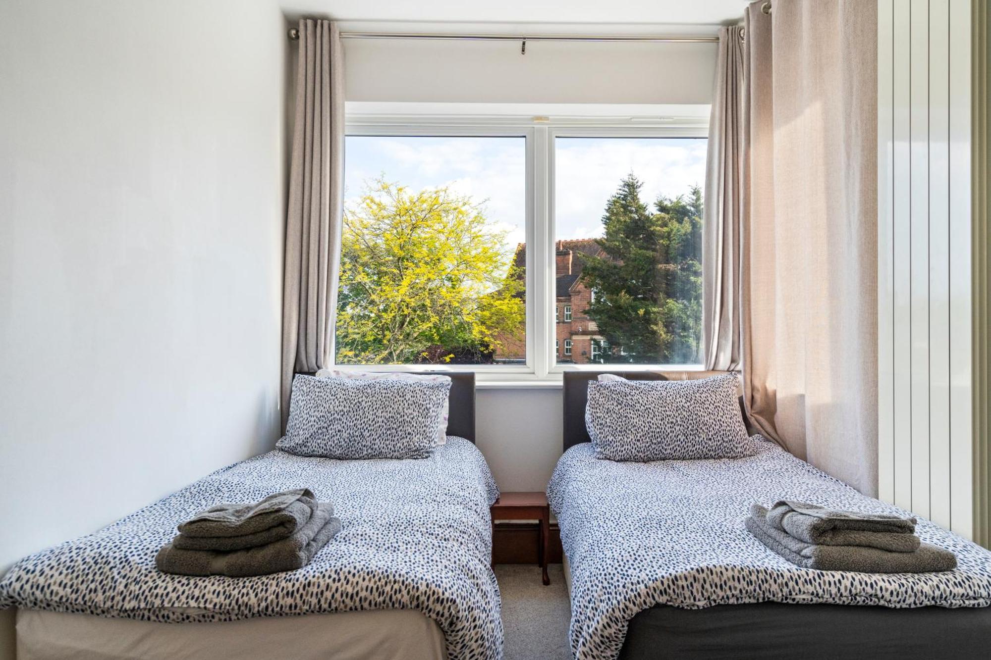 Modern 2 Bedroom Apartment In Mitcham, London Εξωτερικό φωτογραφία