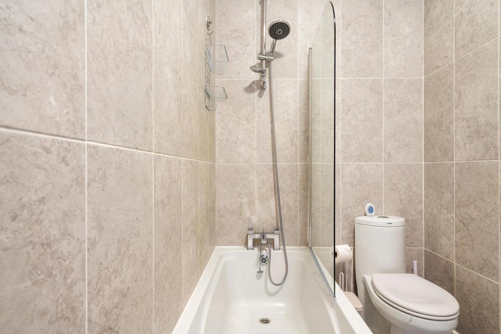 Modern 2 Bedroom Apartment In Mitcham, London Εξωτερικό φωτογραφία