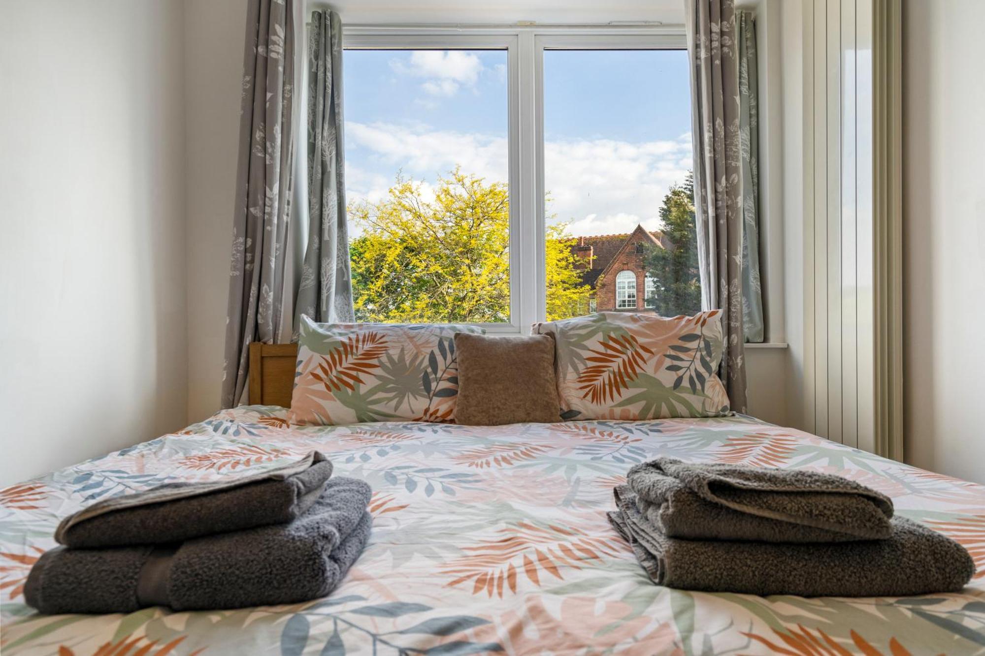 Modern 2 Bedroom Apartment In Mitcham, London Εξωτερικό φωτογραφία
